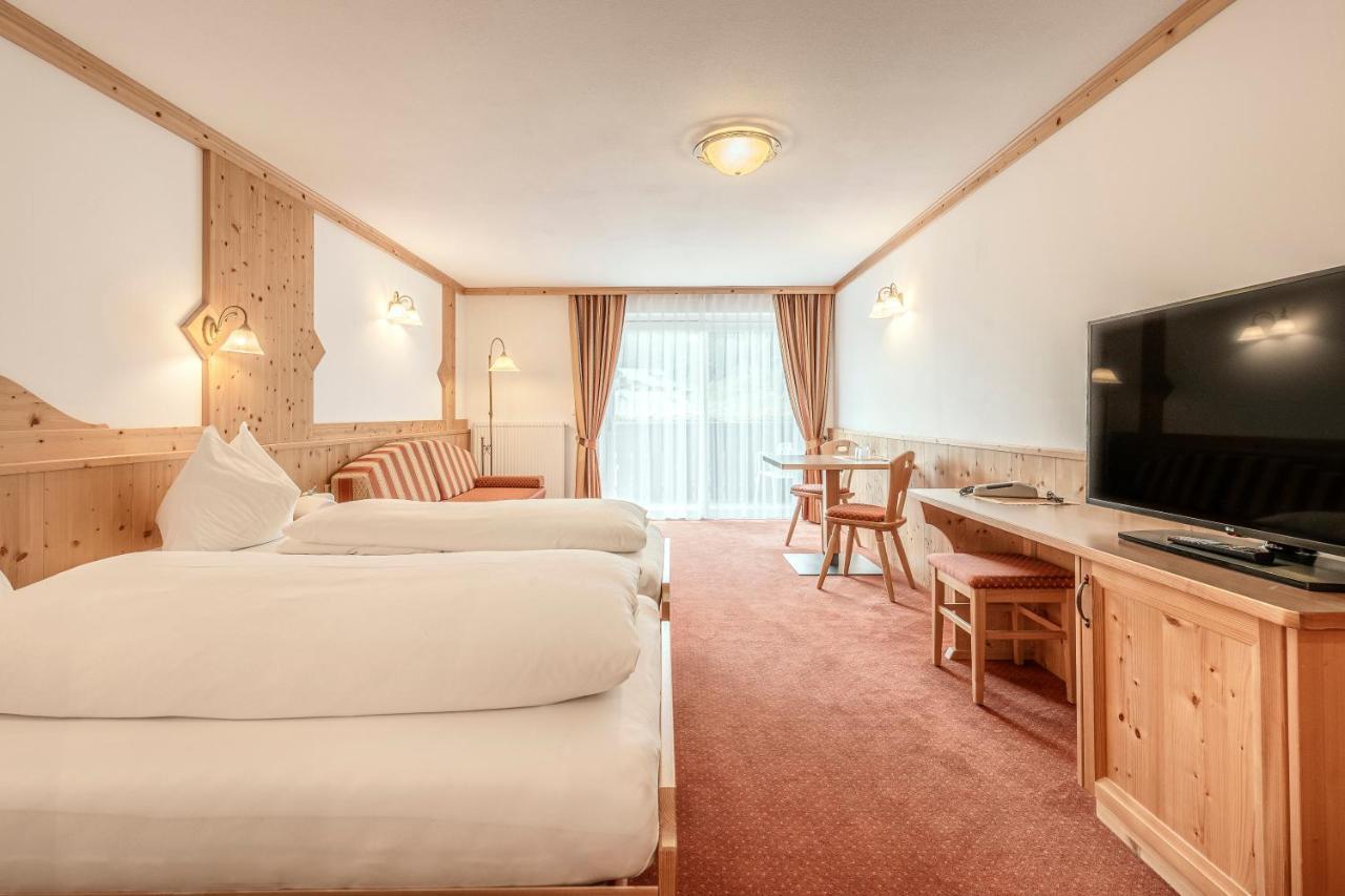 Christeinerhof Hotel Santa Cristina Val Gardena Buitenkant foto