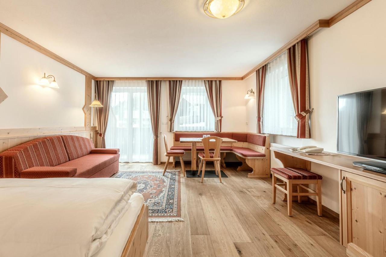 Christeinerhof Hotel Santa Cristina Val Gardena Buitenkant foto