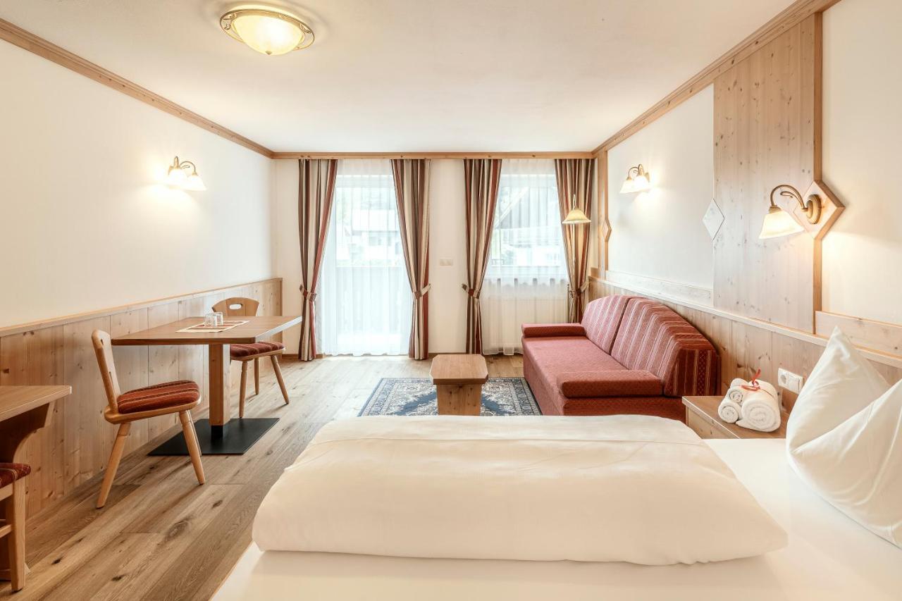 Christeinerhof Hotel Santa Cristina Val Gardena Buitenkant foto